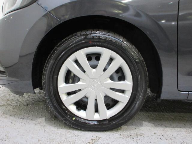 フィット e:HEVホーム 当社デモカー HondaSENSING メモリーナビ リアカメラ ETC Bluetooth USB LEDヘッドライト オートライト パーキングセンサー 前後誤発進抑制機能 クリソナ 禁煙 ABS(24枚目)