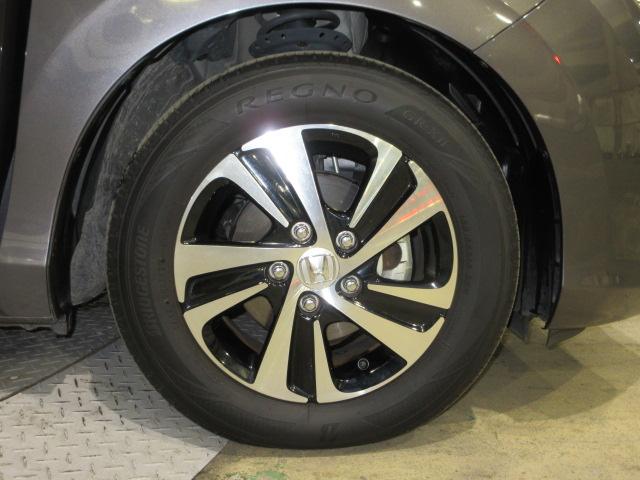 フリード G・ホンダセンシング 6人 メモリーナビ リアカメラ 両側電動スライドドア ETC 純正アルミ LEDヘッドライト Bluetooth ドアバイザー ワンオーナー 追突被害軽減ブレーキ iストップ Wエアバッグ 1オ-ナ-(25枚目)