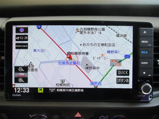 フィット ｅ：ＨＥＶクロスター　ワンオーナー　ナビ　バックカメラ　ＥＴＣ　前後ドライブレコーダー　禁煙車　９インチナビ　ツートンカラー　ルーフレールホンダセンシング　Ｂｌｕｅｔｏｏｔｈオーディオ　衝突回避システム　１オーナー　地デジ（3枚目）