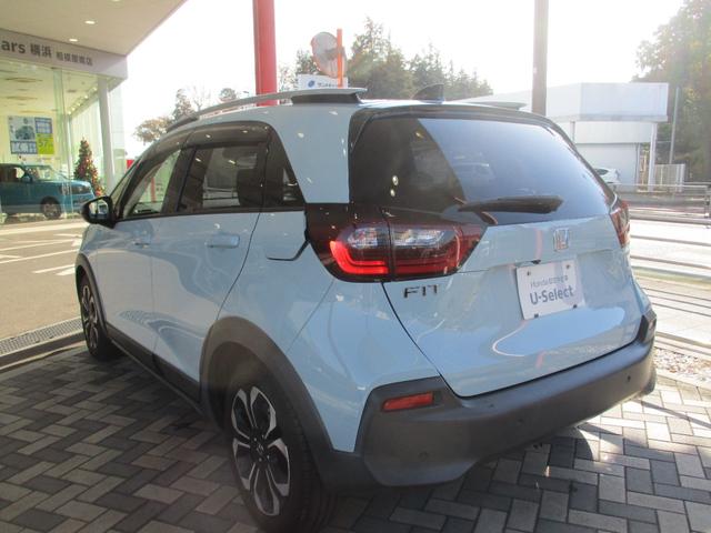フィット クロスター　ワンオーナー　ナビ　前後ドラレコ　バックカメラ　ＥＴＣ　ホンダセンシング　ホンダコネクテッドナビ　Ｂｌｕｅｔｏｏｔｈオーディオ　パーキングセンサー　地デジ　Ｂカメ　禁煙　スマートキ　ＵＳＢ　パワステ（20枚目）