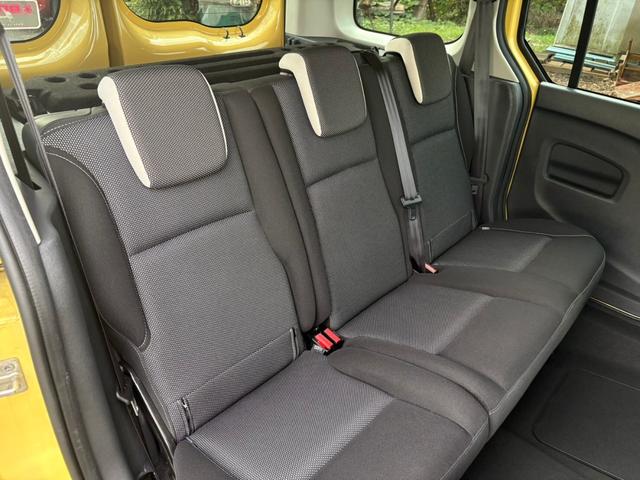 カングー ゼン　６ＭＴ　ポータブルナビ　タイミングチェーン（19枚目）