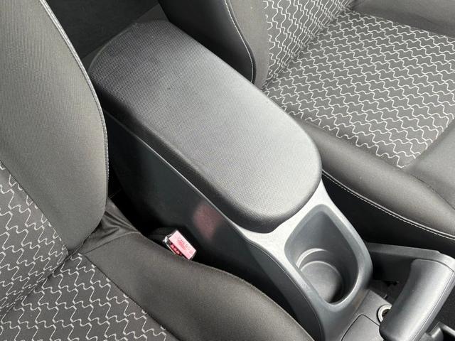 カングー アクティフ　ナビ　Ｂカメラ　ワンセグＴＶ　タイベル・ＷＰ新品交換（19枚目）