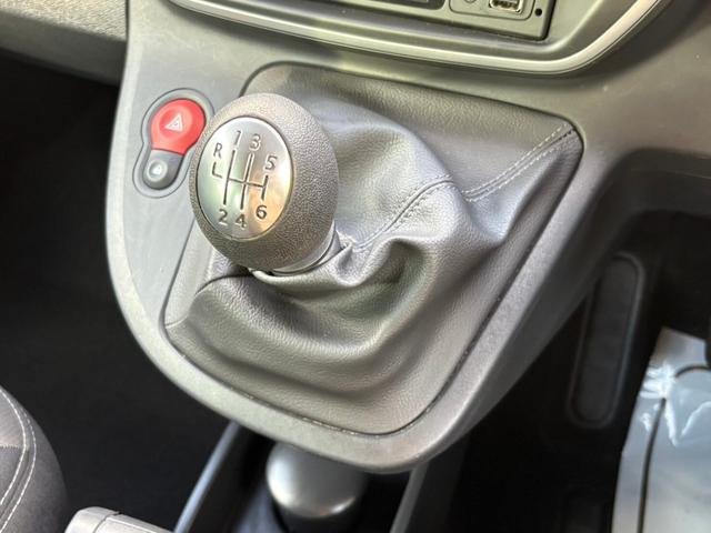 カングー ゼン　ワンオーナー　６ＭＴ　タイミングチェーン（18枚目）