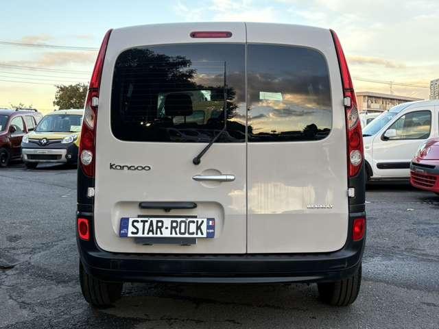 カングー クルール 当社買取 限定116台 タイベル新品交換(6枚目)