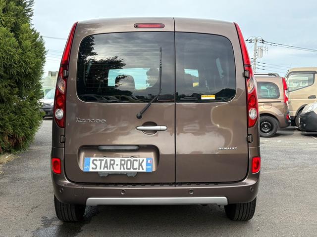 カングー ショコラ 限定30台 ナビ タイベル新品交換(6枚目)