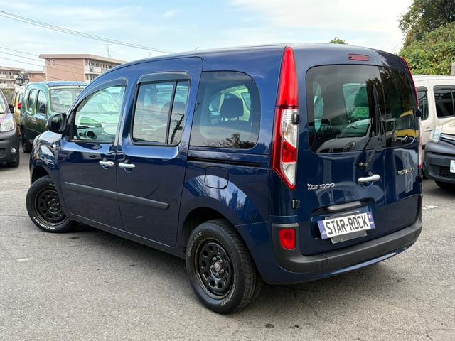 当社スターロックカンパニーではカングーの在庫数を誇っております！