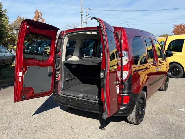 カングーの代名詞！ダブルバックドア！