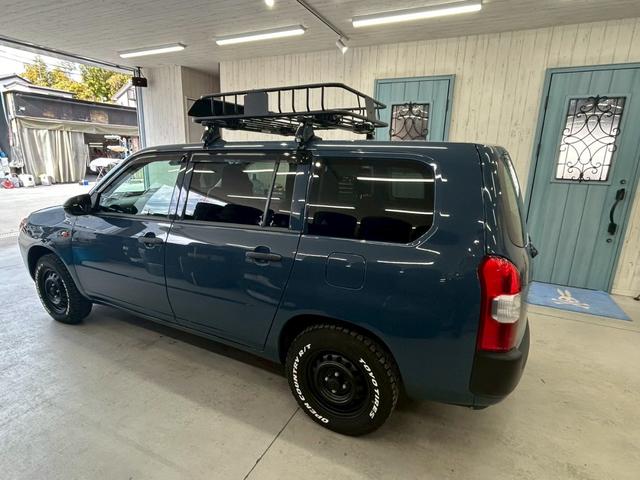 プロボックス ハイブリッドGX 自社カスタム ハイブリッド トーヨーRTタイヤ リフトアップ ホイールマットブラック塗装 ボンネットスムージング オリジナルTOYOTAエンブレム ウインカーオレンジ塗装 関東 カスタムカー(9枚目)