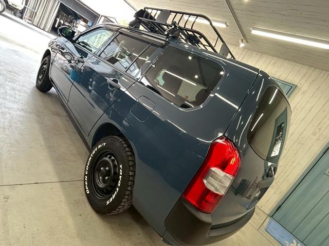 プロボックス ハイブリッドGX 自社カスタム ハイブリッド トーヨーRTタイヤ リフトアップ ホイールマットブラック塗装 ボンネットスムージング オリジナルTOYOTAエンブレム ウインカーオレンジ塗装 関東 カスタムカー(12枚目)