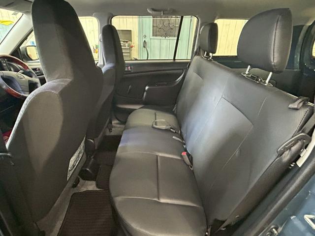 プロボックス ハイブリッドGX 自社カスタム ハイブリッド トーヨーRTタイヤ リフトアップ ホイールマットブラック塗装 ボンネットスムージング オリジナルTOYOTAエンブレム ウインカーオレンジ塗装 関東 カスタムカー(16枚目)