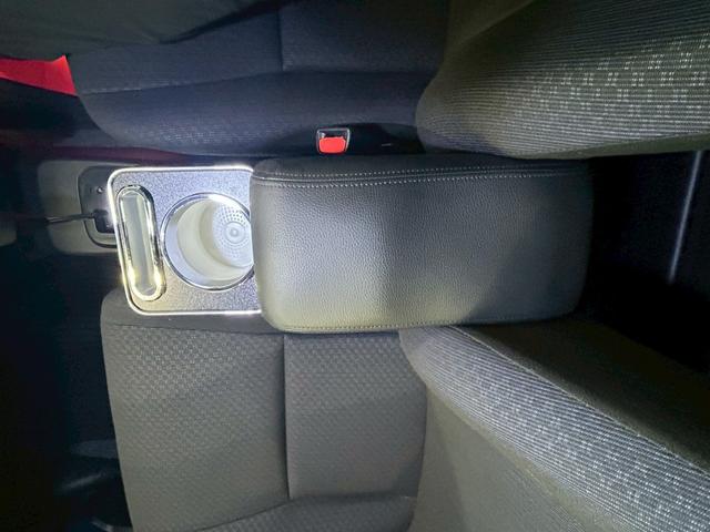 プロボックス ハイブリッドGX 自社カスタム ハイブリッド トーヨーRTタイヤ リフトアップ ホイールマットブラック塗装 ボンネットスムージング オリジナルTOYOTAエンブレム ウインカーオレンジ塗装 関東 カスタムカー(22枚目)