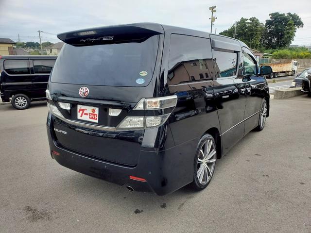 ヴェルファイア ２．４Ｚ　プラチナセレクションＩＩ　車検整備付　キーレス　電格ミラー　ＣＤ　ＤＶＤ再生　ＴＶ　ナビ　ＥＴＣ　バックカメラ　後席モニター　アルミホイール（14枚目）