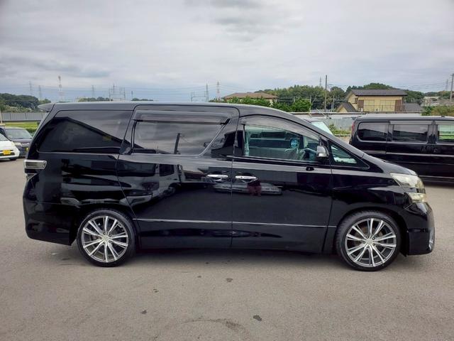 ヴェルファイア ２．４Ｚ　プラチナセレクションＩＩ　車検整備付　キーレス　電格ミラー　ＣＤ　ＤＶＤ再生　ＴＶ　ナビ　ＥＴＣ　バックカメラ　後席モニター　アルミホイール（21枚目）