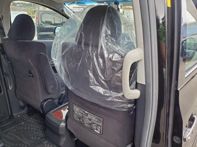 ヴェルファイア ２．４Ｚ　プラチナセレクションＩＩ　車検整備付　キーレス　電格ミラー　ＣＤ　ＤＶＤ再生　ＴＶ　ナビ　ＥＴＣ　バックカメラ　後席モニター　アルミホイール（28枚目）