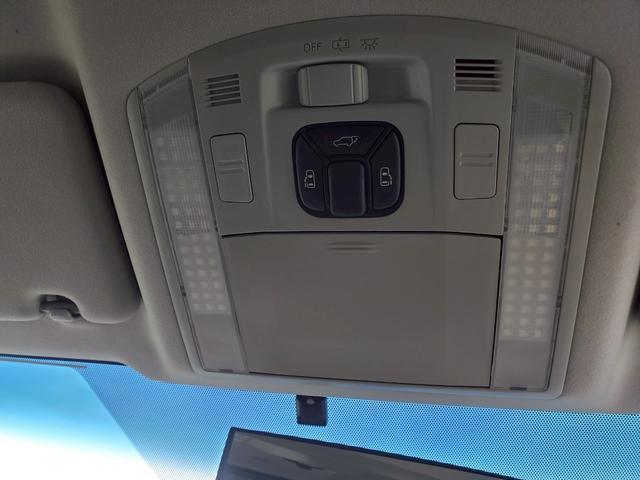 ヴェルファイア ２．４Ｚ　プラチナセレクションＩＩ　車検整備付　キーレス　電格ミラー　ＣＤ　ＤＶＤ再生　ＴＶ　ナビ　ＥＴＣ　バックカメラ　後席モニター　アルミホイール（41枚目）