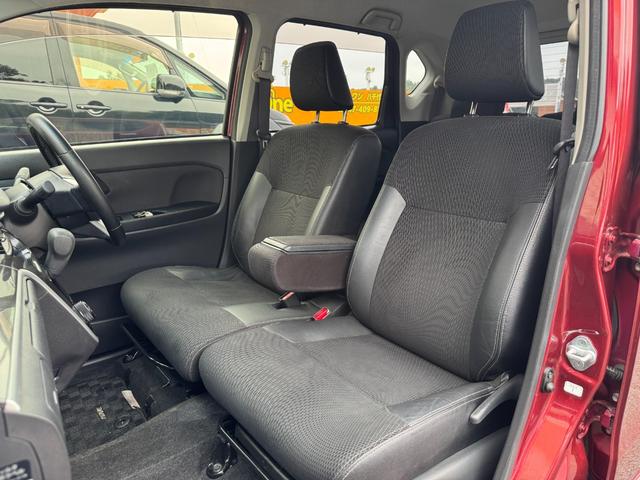 ムーヴ カスタム　ＲＳ　ハイパーＳＡＩＩ　ユーザー買取車両　純正ナビ　地デジＴＶ　Ｂｌｕｅｔｏｏｔｈオーディオ　ターボエンジン　スマートアシスト　スマートキー　ハーフレザーシート　オートエアコン　オートライト　ＥＴＣ　バックカメラ（16枚目）