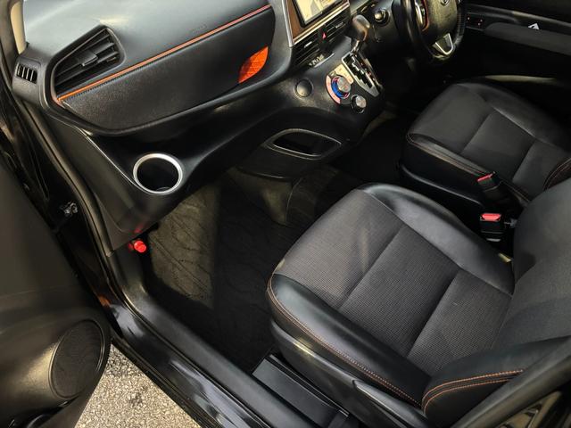 シエンタ Ｇ　クエロ　ユーザー買取車両　７人乗り　モデリスタエアロ　両側パワースライドドア　純正ナビ　地デジＴＶ　Ｂｌｕｅｔｏｏｔｈオーディオ　バックカメラ　衝突被害軽減ブレーキ　前後ドライブレコーダー　ＥＴＣ（14枚目）