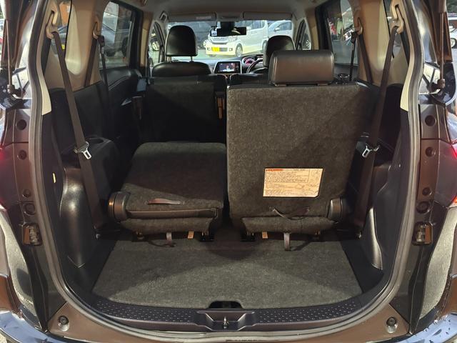 シエンタ Ｇ　クエロ　ユーザー買取車両　７人乗り　モデリスタエアロ　両側パワースライドドア　純正ナビ　地デジＴＶ　Ｂｌｕｅｔｏｏｔｈオーディオ　バックカメラ　衝突被害軽減ブレーキ　前後ドライブレコーダー　ＥＴＣ（20枚目）