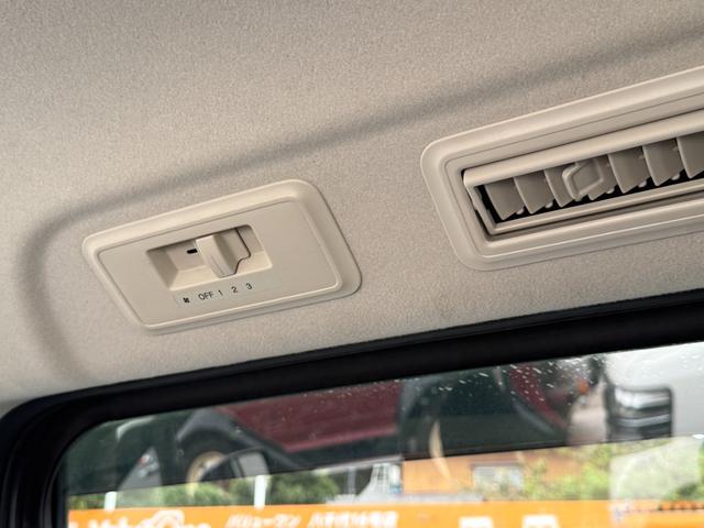 ステップワゴン Ｇ　Ｅセレクション　買取直販　１オーナー　パワースライドドア　９インチプレミアムインターナビ　フルセグＴＶ　ＤＶＤ再生　Ｂｌｕｔｏｏｔｈ　ＥＴＣ　バックカメラ　スマートキー　クルーズコントロール（32枚目）