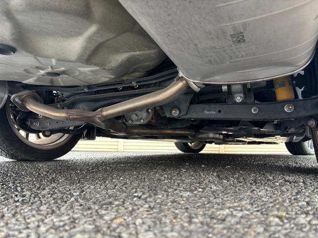 レヴォーグ ２．０ＳＴＩスポーツアイサイト　アイサイトセイフティプラス　スマートリヤビュー　フロント／サイドビューモニター　スバルリヤビークルディクション　ハイビームアシスト　ビルシュタインダンパー　パナソニック８インチナビ　ターボエンジン（10枚目）