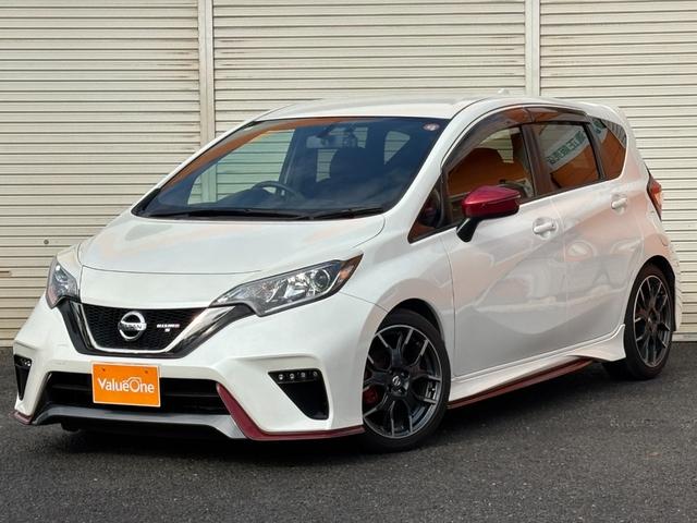 ノート ニスモ S 純正5速MT HKSマフラー RSRダウンサス 純正ナビ 地デジTV バックカメラ LEDヘッドライト 専用エクステリア 専用インテリア スウェード調ステアリング 純正16インチAW(7枚目)