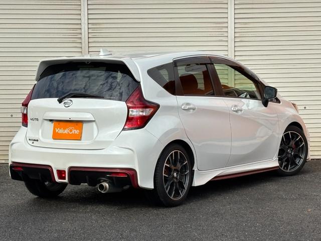 ノート ニスモ S 純正5速MT HKSマフラー RSRダウンサス 純正ナビ 地デジTV バックカメラ LEDヘッドライト 専用エクステリア 専用インテリア スウェード調ステアリング 純正16インチAW(10枚目)