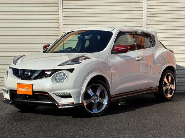 ジューク ニスモ　ＲＳ　純正レカロシート　４ＷＤ　１．６ターボエンジン　パドルシフト　ｎｉｓｍｏ製１８インチＡＷ　フジツボマフラー　ｎｉｓｍｏローダウンスプリング　純正ナビ　地デジＴＶ　Ｂｌｕｅｔｏｏｔｈオーディオ　ＨＩＤ（8枚目）