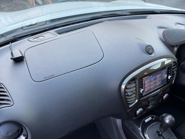 ジューク ニスモ　ＲＳ　純正レカロシート　４ＷＤ　１．６ターボエンジン　パドルシフト　ｎｉｓｍｏ製１８インチＡＷ　フジツボマフラー　ｎｉｓｍｏローダウンスプリング　純正ナビ　地デジＴＶ　Ｂｌｕｅｔｏｏｔｈオーディオ　ＨＩＤ（34枚目）