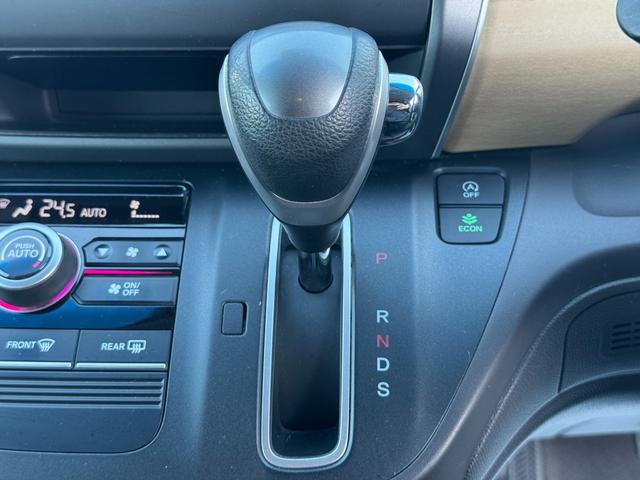 フリード G ユーザー買取車両 6人乗り 両側電動スライドドア 純正ナビ 地TV視聴 バックカメラ スマートキー ホンダセンシング アダプティブクルーズコントロール(27枚目)