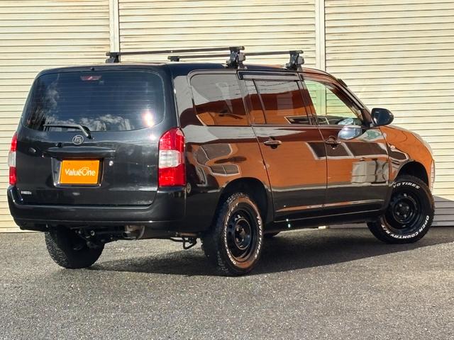 プロボックス ハイブリッドＦ　買取直販　１インチリフトアップ　ＲＴタイヤホワイトレター　ｉｎｎｏルーフキャリア　ＵＳＢ　ＵＳＢ２．１Ａ　１００Ｖ電源　シートヒーター　社外ナビ　ＥＴＣ　フルセグ　Ｂｌｕｅｔｏｏｔｈオーディオ（8枚目）