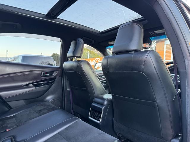 ハリアー プレミアム　アドバンスドパッケージ　スタイルモーヴ　買取直販　１オーナー　ムーンルーフ　禁煙車　全方位モニター　レーダークルーズ　レーンキープアシスト　ハンドルアシスト　前車発進報告　ＪＢＬサウンドシステム　専用１８インチアルミホイール　電動リアゲート（23枚目）