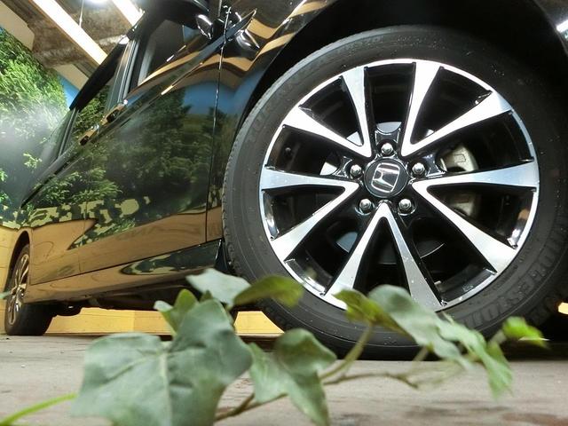 Z クールスピリット 後席モニター 両側電動ドア 禁煙車(13枚目)