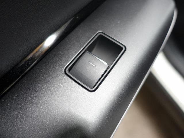 S 登録済未使用車 新型ディスプレイオーディオ セーフティセンス レーダークルーズ クリアランスソナー LEDヘッド バックカメラ 純正17アルミ スマートキー(42枚目)