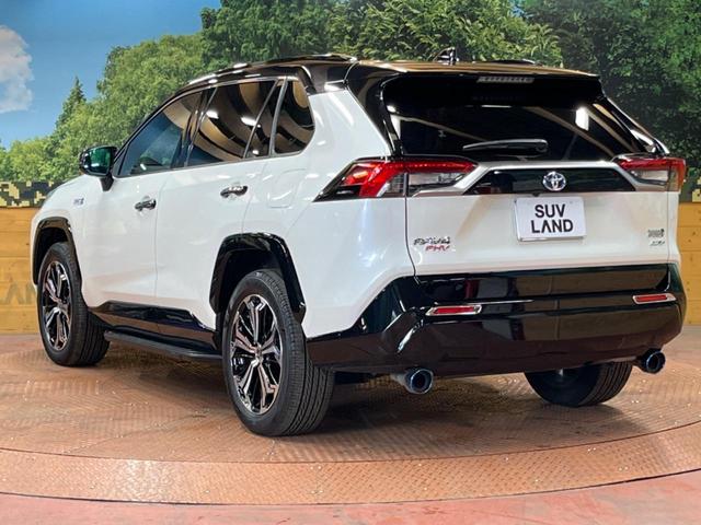 ＲＡＶ４　ＰＨＶ ブラックトーン　禁煙車　ムーンルーフ　メーカー９型ナビ　セーフティセンス　レーダークルーズ　デジタルインナーミラー　ＡＣ１００Ｖ電源　サイドカメラ　バックカメラ　Ｂｌｕｅｔｏｏｔｈ再生　フルセグＴＶ　ＥＴＣ２．０（71枚目）