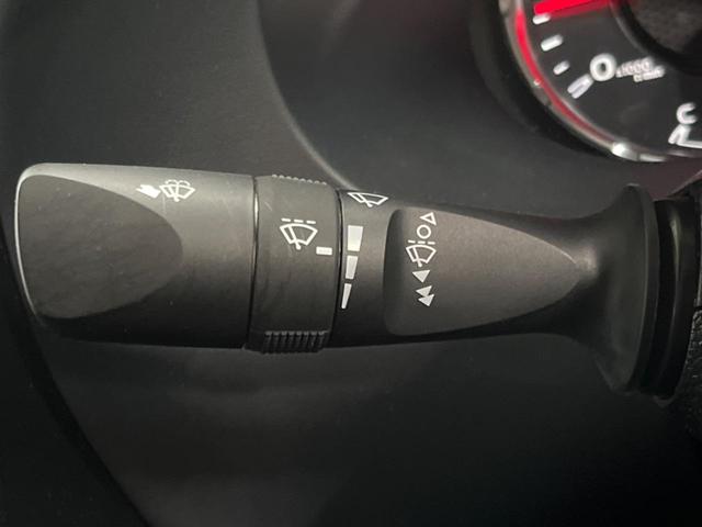 ハイラックス Ｚ　ＧＲスポーツ　ベッドライナー　全周囲カメラ　８型ナビ　禁煙車　レーダークルーズ　クリアランスソナー　ＬＥＤヘッド　純正１８アルミ　パワーシート　デュアルオートエアコン　オートハイビーム　ＥＴＣ　車線逸脱警報（34枚目）