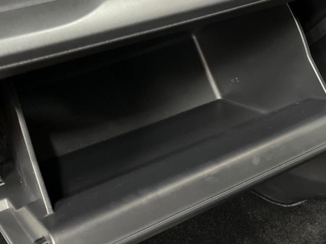 ステップワゴン ｅ：ＨＥＶスパーダ　プレミアムライン　後席モニター　１１型ナビ　全周囲カメラ　両側電動ドア　ブラインドスポットモニター　パワーバックドア　禁煙　シートヒーター　ＬＥＤヘッド＆フォグ　純正１７インチアルミ　フルセグ　レーダークルーズ　ＥＴＣ（26枚目）