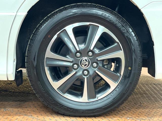 ノア Ｓｉ　ダブルバイビーＩＩ　禁煙車　９型ナビ　７人乗り　両側パワスラ　セーフティセンス　クルコン　クリアランスソナー　バックカメラ　ＥＴＣ　フルセグＴＶ　ＬＥＤヘッド　純正１６アルミ　リアオートエアコン　オートハイビーム（30枚目）