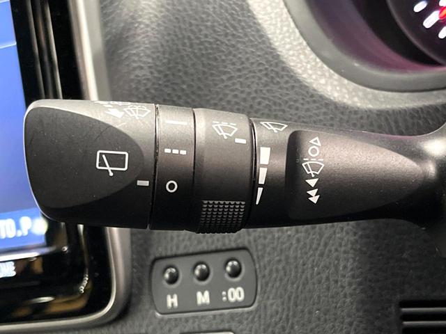 ノア Ｓｉ　ダブルバイビーＩＩ　禁煙車　９型ナビ　７人乗り　両側パワスラ　セーフティセンス　クルコン　クリアランスソナー　バックカメラ　ＥＴＣ　フルセグＴＶ　ＬＥＤヘッド　純正１６アルミ　リアオートエアコン　オートハイビーム（46枚目）