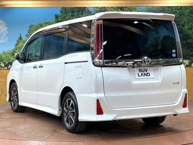 ノア Ｓｉ　ダブルバイビーＩＩ　禁煙車　９型ナビ　７人乗り　両側パワスラ　セーフティセンス　クルコン　クリアランスソナー　バックカメラ　ＥＴＣ　フルセグＴＶ　ＬＥＤヘッド　純正１６アルミ　リアオートエアコン　オートハイビーム（50枚目）