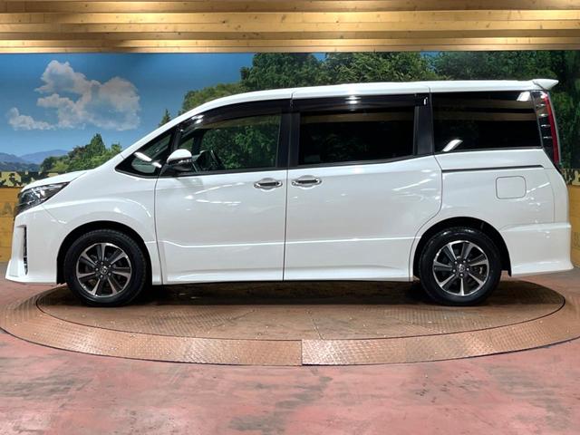 ノア Ｓｉ　ダブルバイビーＩＩ　禁煙車　９型ナビ　７人乗り　両側パワスラ　セーフティセンス　クルコン　クリアランスソナー　バックカメラ　ＥＴＣ　フルセグＴＶ　ＬＥＤヘッド　純正１６アルミ　リアオートエアコン　オートハイビーム（51枚目）