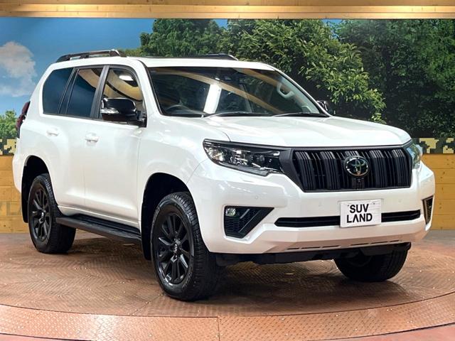 ランドクルーザープラド ＴＸ　Ｌパッケージ　マットブラックエディション　サンルーフ　メーカーナビ　全周囲カメラ　７人　禁煙車　シートベンチレーション　ブラインドスポットモニター　黒革シート　ルーフレール　レーダークルーズ　クリアランスソナー　純正１８インチアルミ（17枚目）