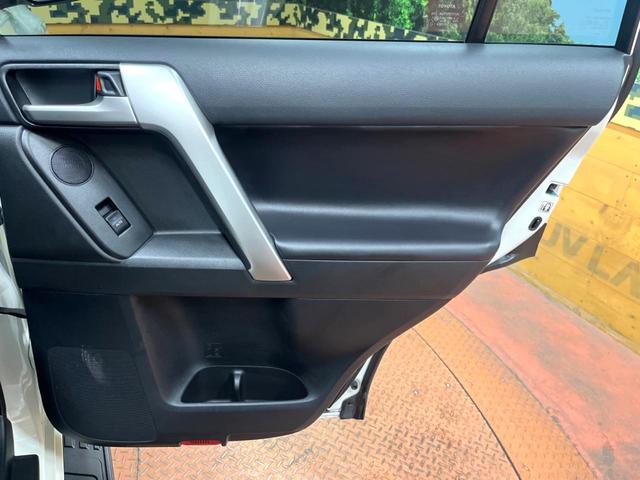 ランドクルーザープラド ＴＸ　Ｌパッケージ　マットブラックエディション　サンルーフ　メーカーナビ　全周囲カメラ　７人　禁煙車　シートベンチレーション　ブラインドスポットモニター　黒革シート　ルーフレール　レーダークルーズ　クリアランスソナー　純正１８インチアルミ（41枚目）