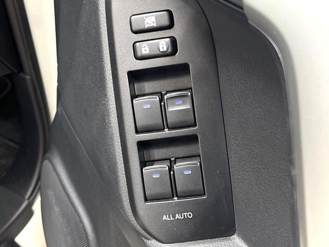 ランドクルーザープラド ＴＸ　Ｌパッケージ　マットブラックエディション　サンルーフ　メーカーナビ　全周囲カメラ　７人　禁煙車　シートベンチレーション　ブラインドスポットモニター　黒革シート　ルーフレール　レーダークルーズ　クリアランスソナー　純正１８インチアルミ（43枚目）