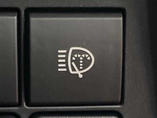 ランドクルーザープラド ＴＸ　Ｌパッケージ　マットブラックエディション　サンルーフ　メーカーナビ　全周囲カメラ　７人　禁煙車　シートベンチレーション　ブラインドスポットモニター　黒革シート　ルーフレール　レーダークルーズ　クリアランスソナー　純正１８インチアルミ（47枚目）