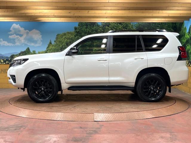 ランドクルーザープラド ＴＸ　Ｌパッケージ　マットブラックエディション　サンルーフ　メーカーナビ　全周囲カメラ　７人　禁煙車　シートベンチレーション　ブラインドスポットモニター　黒革シート　ルーフレール　レーダークルーズ　クリアランスソナー　純正１８インチアルミ（64枚目）