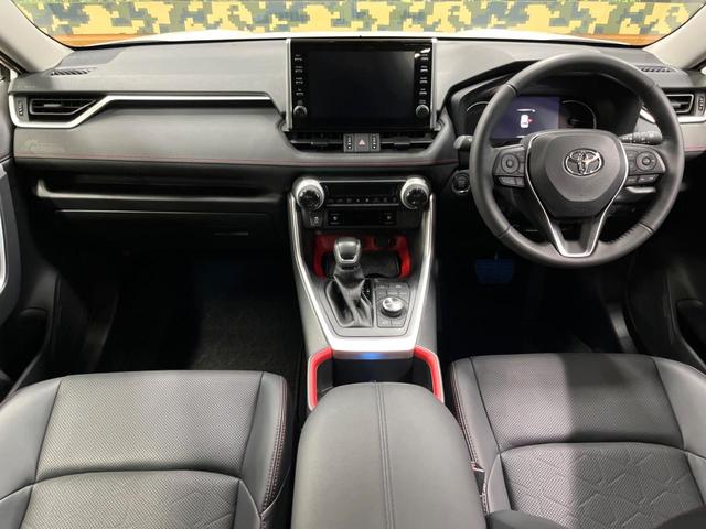 ＲＡＶ４ アドベンチャー　オフロードパッケージ　禁煙車　９型ディスプレイ　シートエアコン　セーフティセンス　レーダークルーズ　ブラインドスポットモニター　バックカメラ　ＥＴＣ　ＬＥＤヘッド　純正１８アルミ　ルーフレール　クリアランスソナー（2枚目）