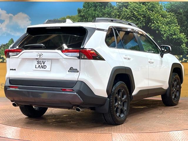 ＲＡＶ４ アドベンチャー　オフロードパッケージ　禁煙車　９型ディスプレイ　シートエアコン　セーフティセンス　レーダークルーズ　ブラインドスポットモニター　バックカメラ　ＥＴＣ　ＬＥＤヘッド　純正１８アルミ　ルーフレール　クリアランスソナー（17枚目）