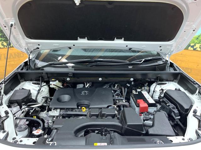 ＲＡＶ４ アドベンチャー　オフロードパッケージ　禁煙車　９型ディスプレイ　シートエアコン　セーフティセンス　レーダークルーズ　ブラインドスポットモニター　バックカメラ　ＥＴＣ　ＬＥＤヘッド　純正１８アルミ　ルーフレール　クリアランスソナー（18枚目）