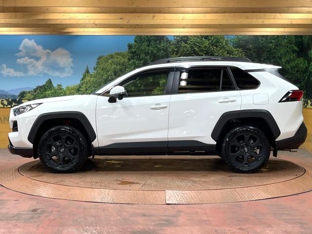 ＲＡＶ４ アドベンチャー　オフロードパッケージ　禁煙車　９型ディスプレイ　シートエアコン　セーフティセンス　レーダークルーズ　ブラインドスポットモニター　バックカメラ　ＥＴＣ　ＬＥＤヘッド　純正１８アルミ　ルーフレール　クリアランスソナー（53枚目）