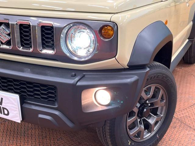 ジムニーノマド ＦＣ　４ＷＤ　登録済未使用車　セーフティサポート　アダプティブクルーズ　コーナーセンサー　車線逸脱警報　シートヒーター　ＬＥＤヘッド　純正１５アルミ　オートハイビーム　オートエアコン　ダウンヒルアシスト（12枚目）